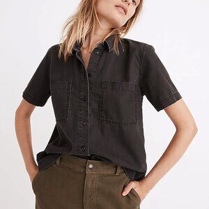 Denim Short-Sleeve Button-up Shirt in Lunar Wash